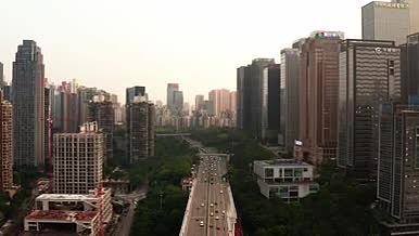 4k航拍重庆江北嘴车流交通视频的预览图